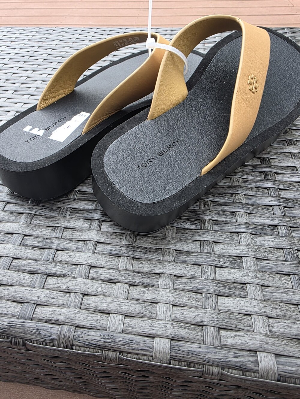 Tory Burch Leather Platform Flip Flops, Black with Brown With Logo, Sz 8 - Picture 6 of 6